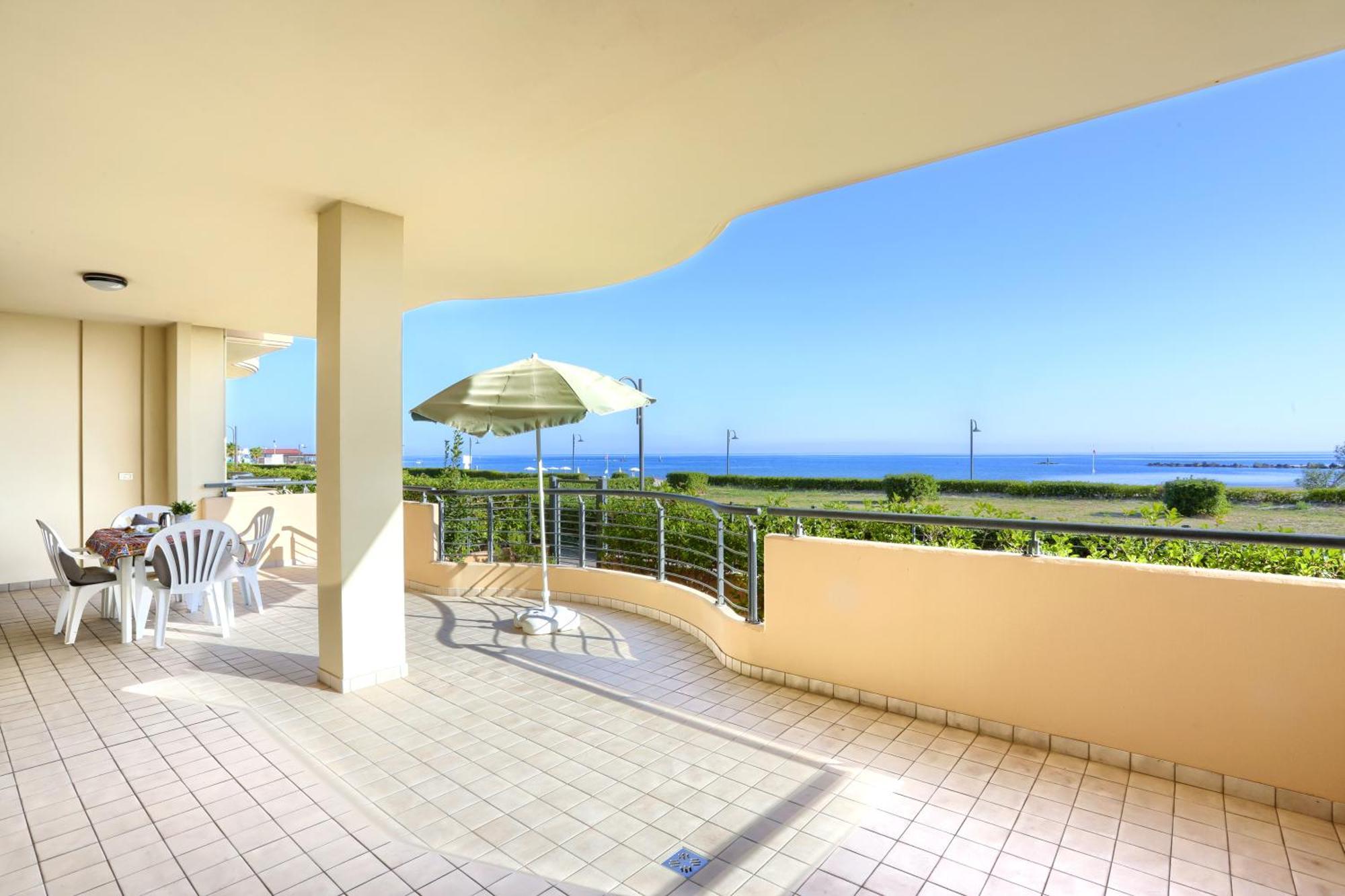 Mazzarosa Residence Roseto Degli Abruzzi Exteriér fotografie