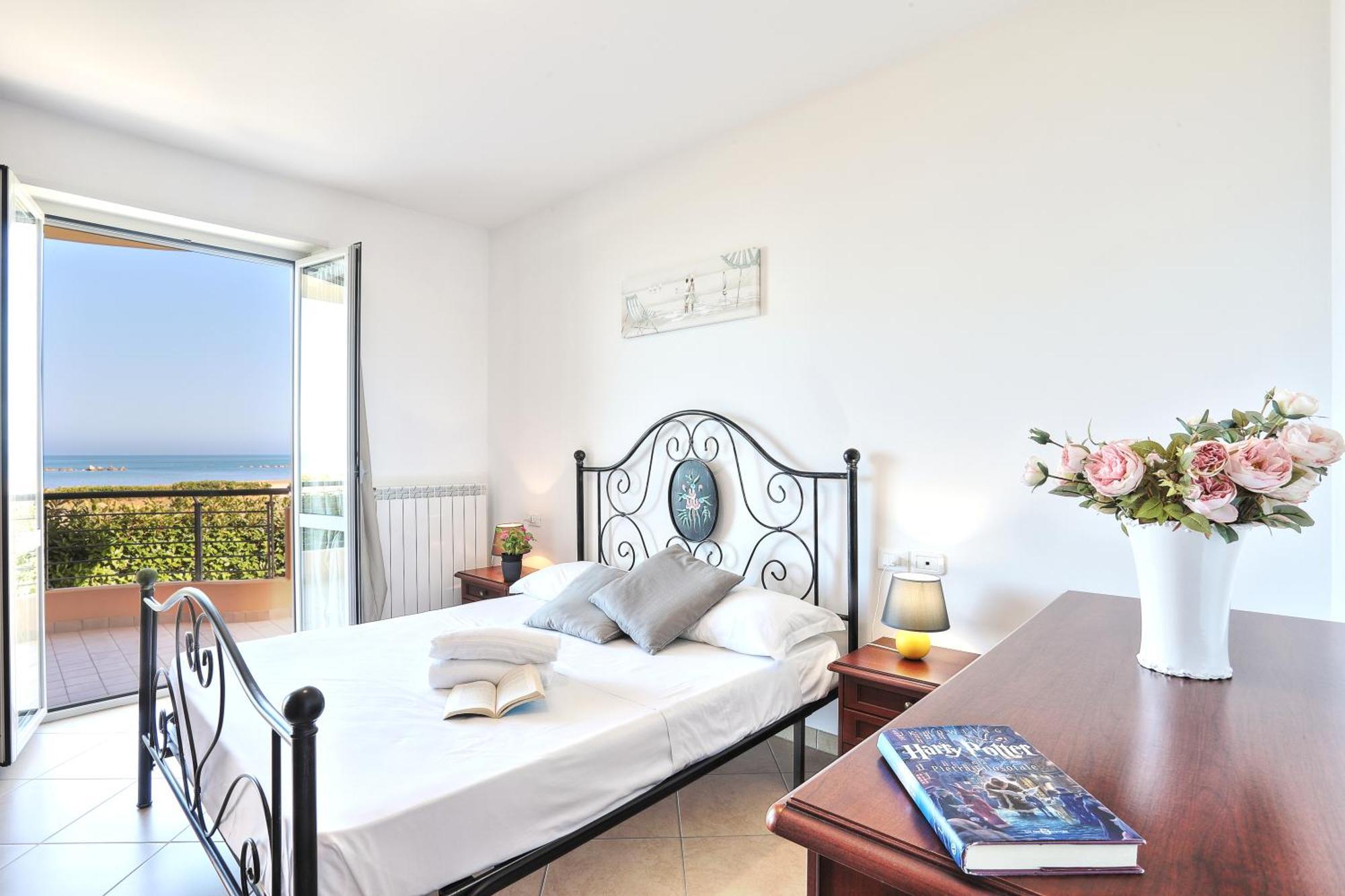 Mazzarosa Residence Roseto Degli Abruzzi Exteriér fotografie